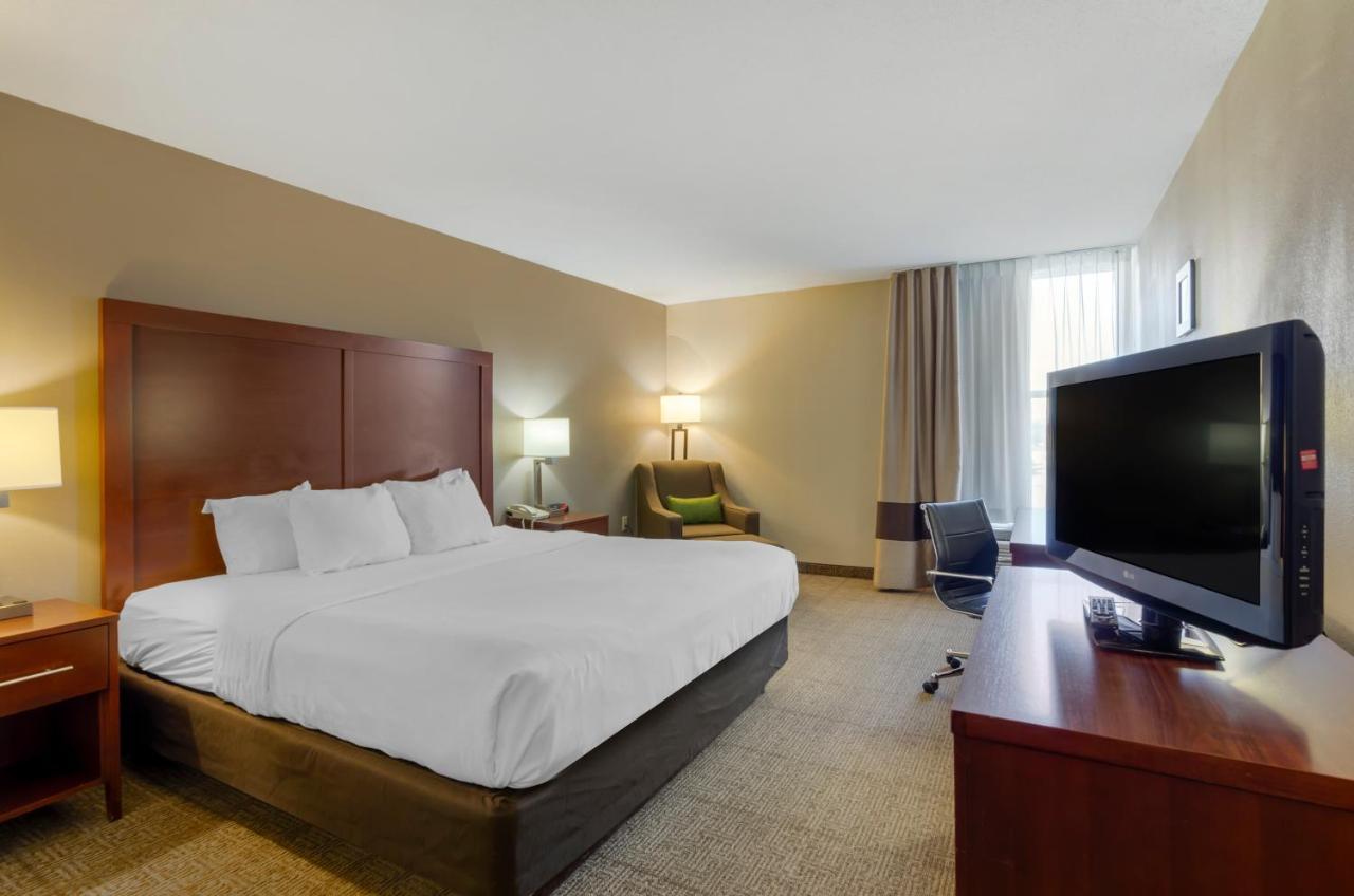 Comfort Inn Blacksburg University Area Экстерьер фото