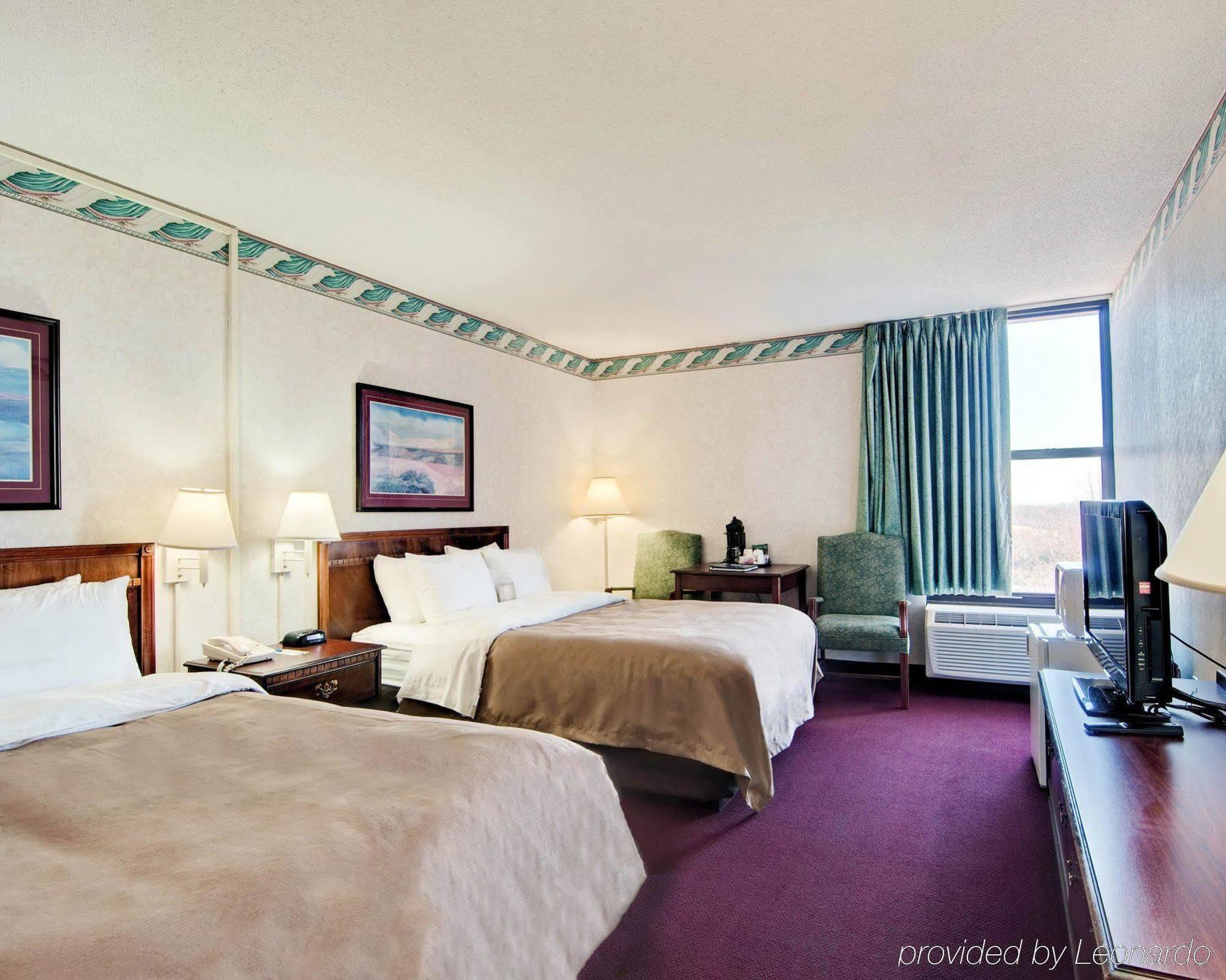 Comfort Inn Blacksburg University Area Экстерьер фото