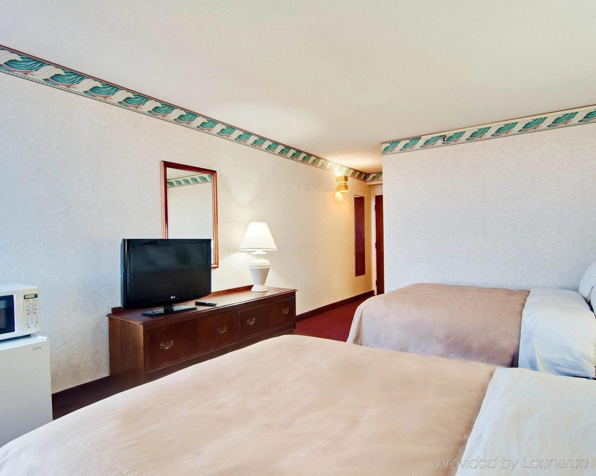 Comfort Inn Blacksburg University Area Экстерьер фото