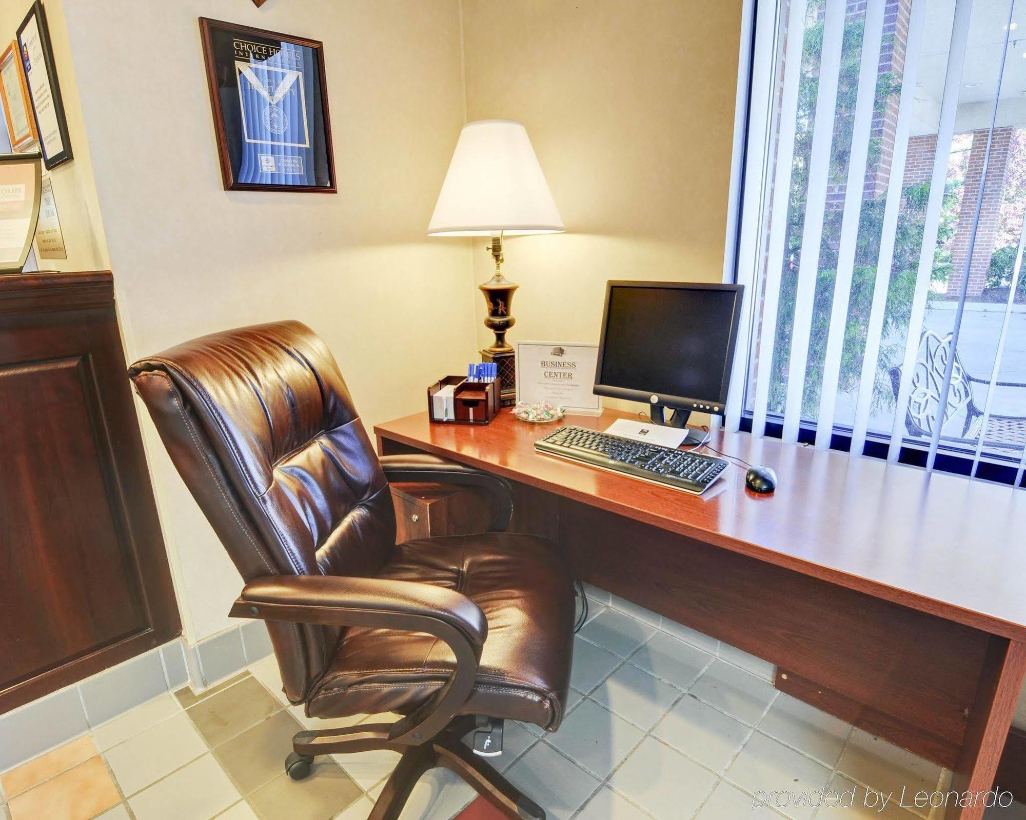 Comfort Inn Blacksburg University Area Экстерьер фото