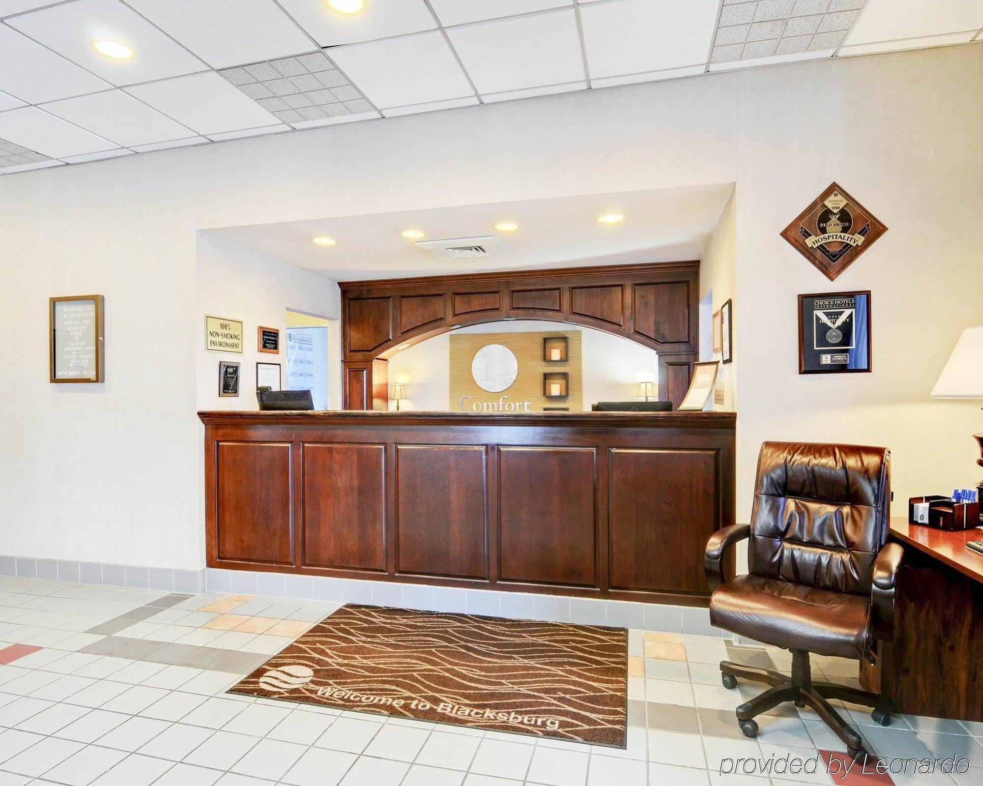 Comfort Inn Blacksburg University Area Экстерьер фото
