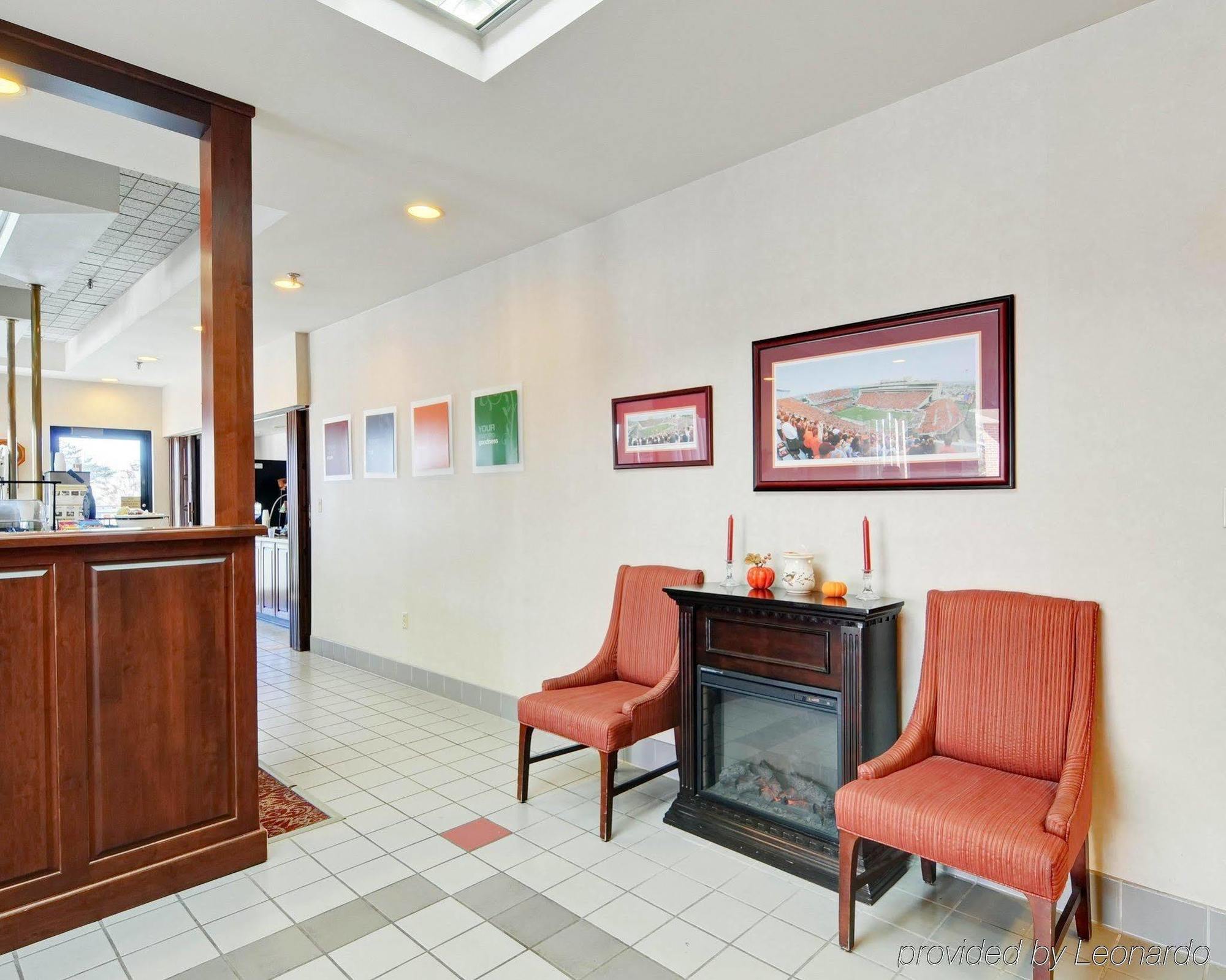 Comfort Inn Blacksburg University Area Экстерьер фото