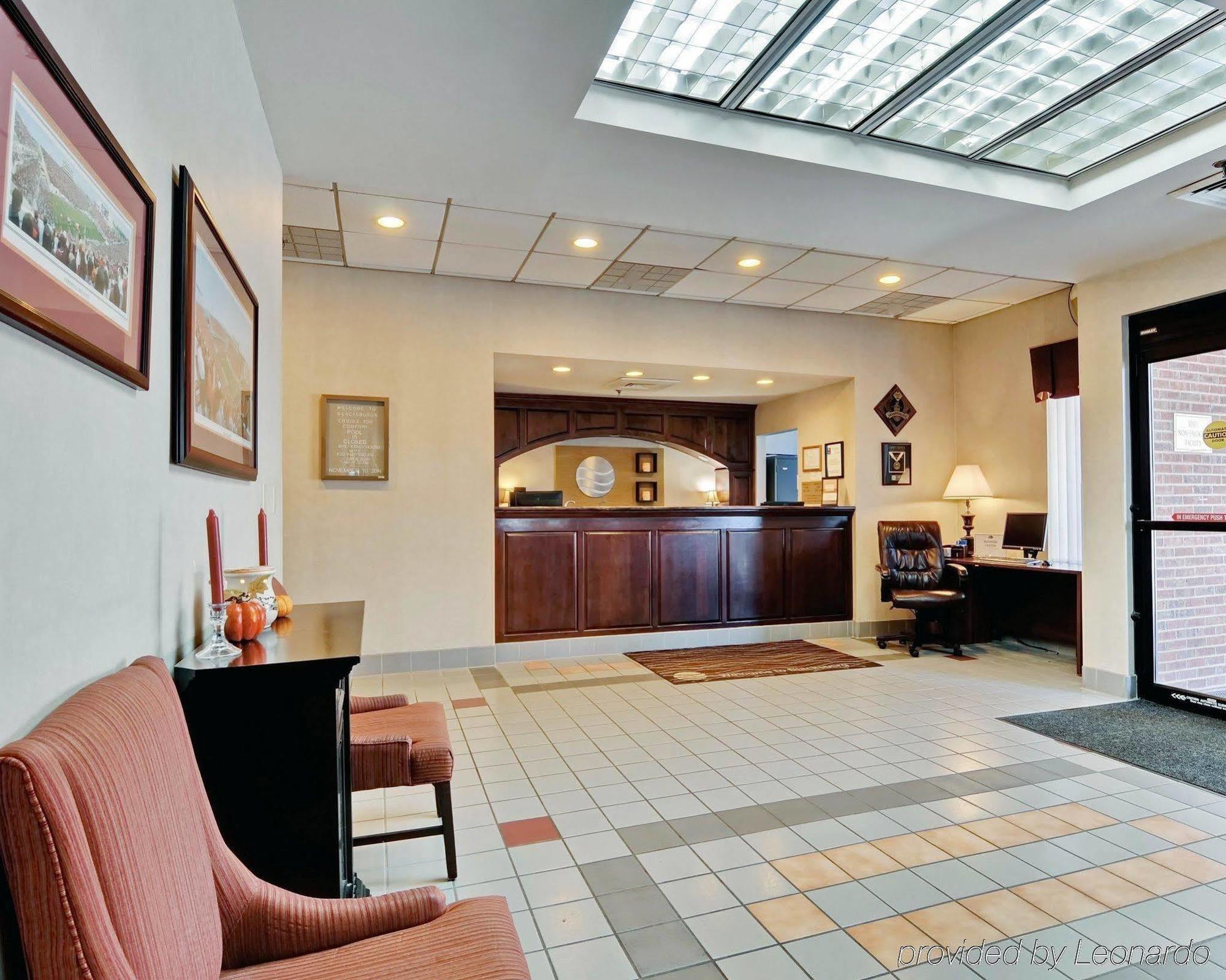 Comfort Inn Blacksburg University Area Экстерьер фото
