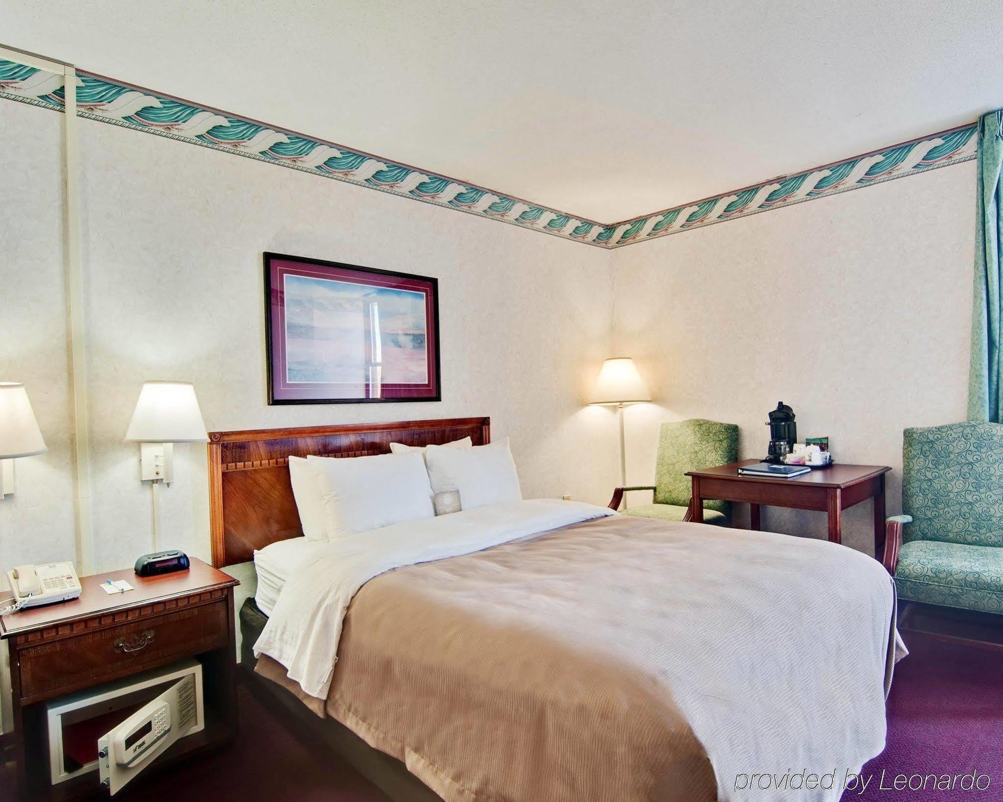 Comfort Inn Blacksburg University Area Экстерьер фото